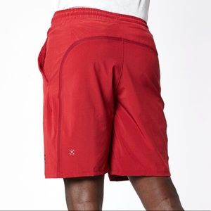 Lululemon Pace Breaker 9” liner